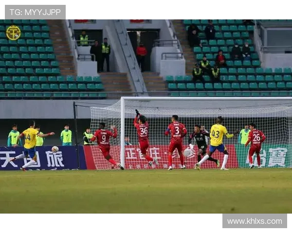 延边龙鼎十球横扫泰校热身赛场